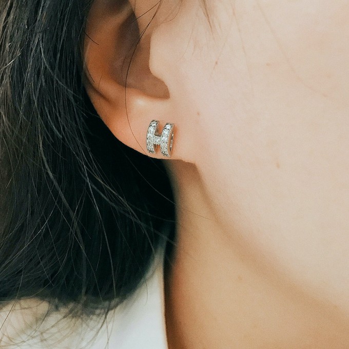 迷你鋯石H耳環(兩色)